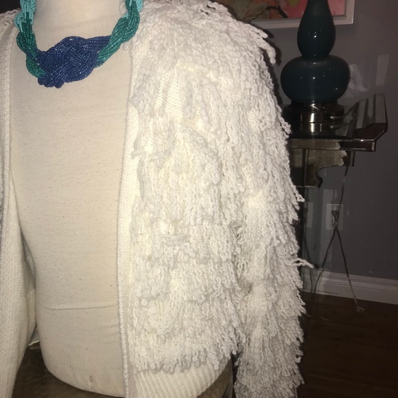 Beautiful cream fringe cardigan - Picture 2 of 4